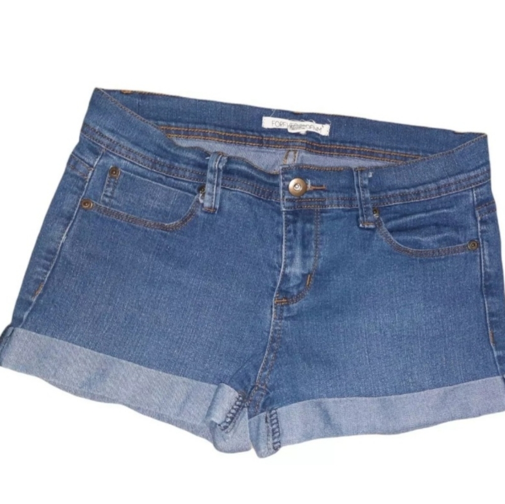 Forever 21 Denim Shorts Women's Sz 27 Medium Wash Rolled Cuff Blue Jean Pockets